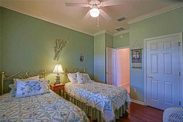 13968 SE 96th Cir, Summerfield, FL 34491 - bedroom featuring wood finished floors, crown molding, a ceiling fan, and baseboards