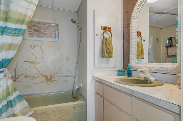 5368 S Parkland Ter, Homosassa, FL 34448 - bathroom with vanity and shower / bath combination with curtain