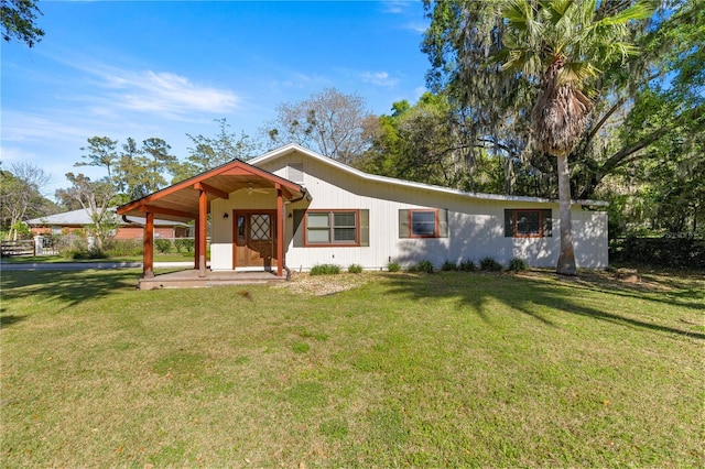 2130 SW 37th Street Rd, Ocala, FL 34471 - view of front of home featuring a front yard