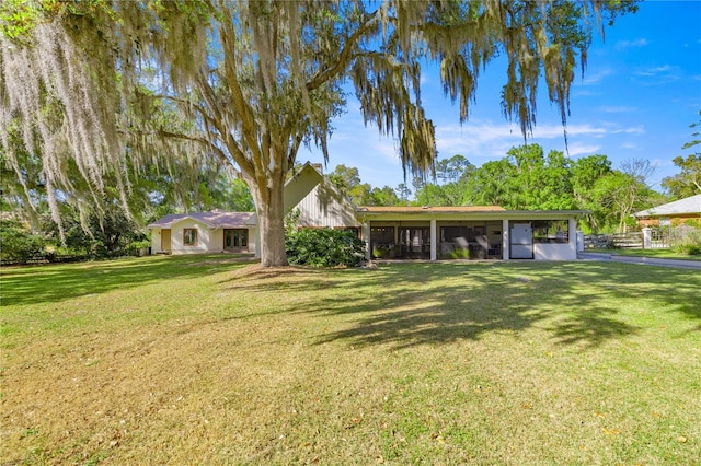 2130 SW 37th Street Rd, Ocala, FL 34471 - exterior space featuring a front lawn