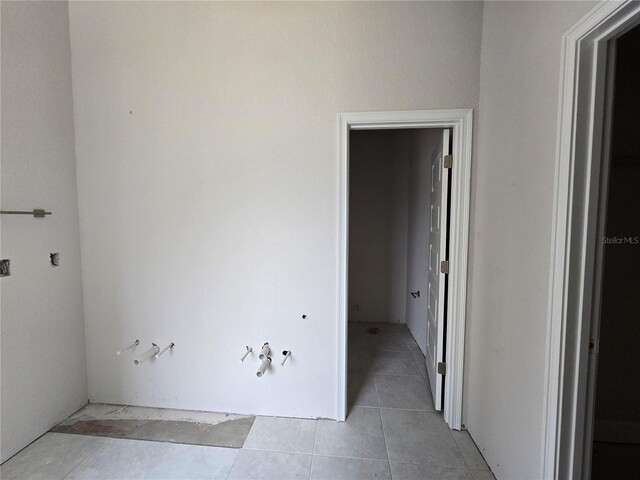253 W Twisted Oaks Dr, Beverly Hills, FL 34465 - view of tiled empty room