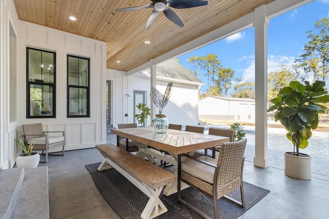 5024 N Tumblewood Dr, Crystal River, FL 34428 - view of patio with outdoor dining area and ceiling fan