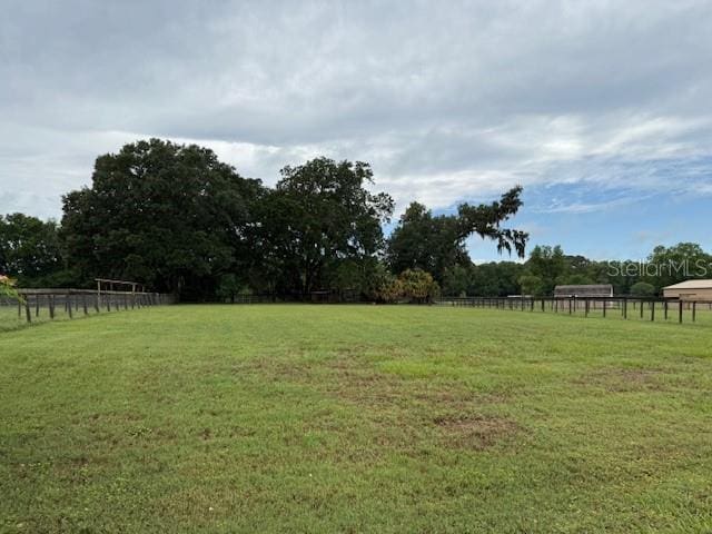 view of yard with a view of rural / pastoral area