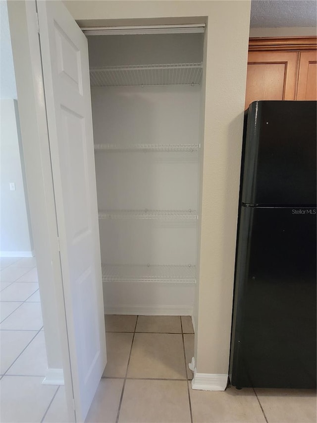 707/709 NE 26th St, Ocala, FL 34470 - view of pantry
