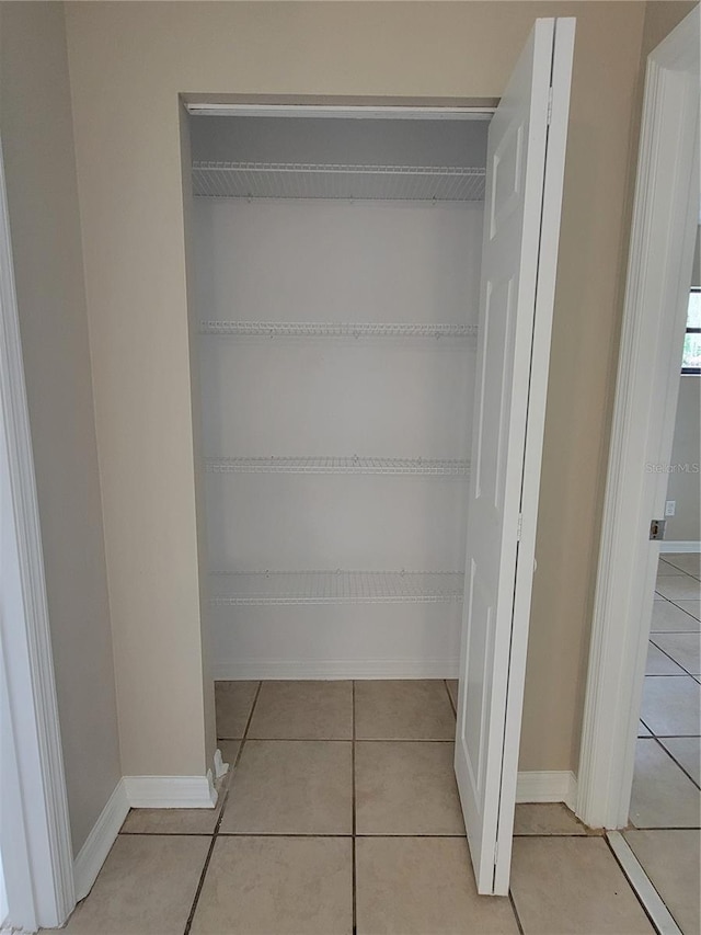 707/709 NE 26th St, Ocala, FL 34470 - view of closet