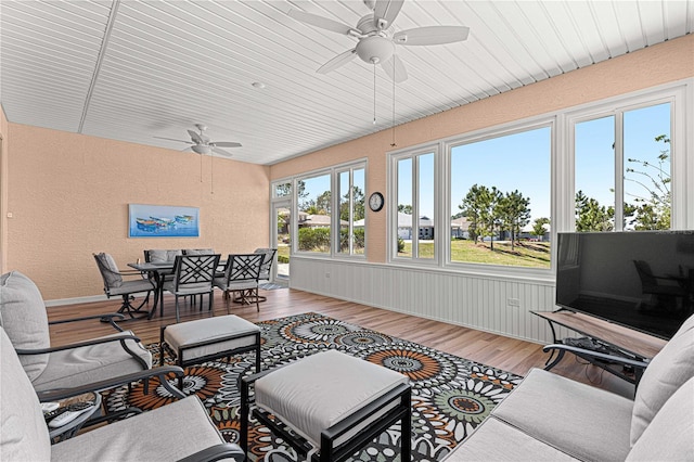 9342 SW 102nd Terrace Rd, Ocala, FL 34481 - sunroom featuring an outdoor living space, a deck, and ceiling fan