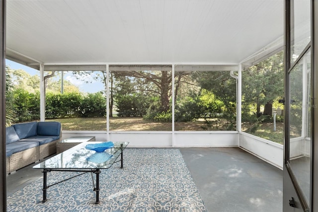 6830 NW 62nd Pl, Ocala, FL 34482 - unfurnished sunroom featuring an outdoor hangout area