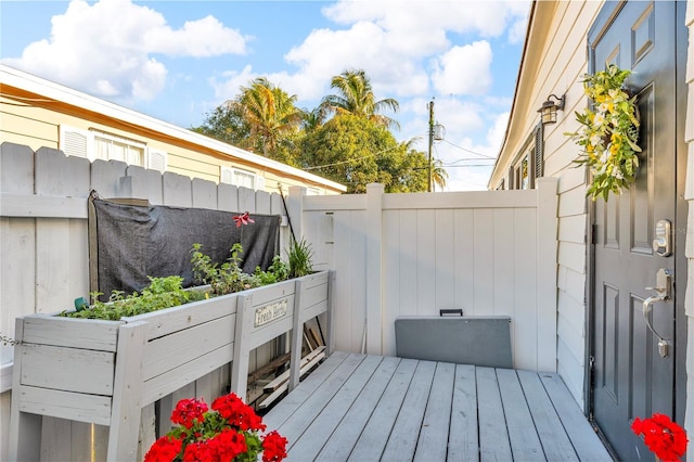 deck with fence