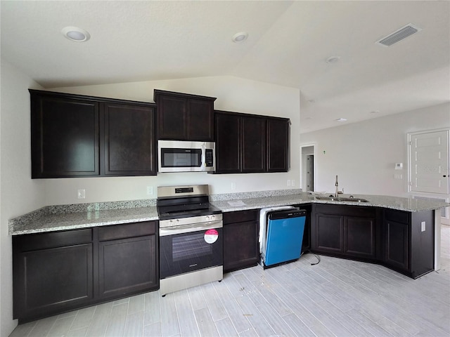 422 W Putting Green Ct, Beverly Hills, FL 34465 - photo 14
