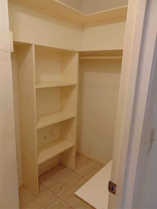 2046 SE 37th Court Cir, Ocala, FL 34471 - view of closet