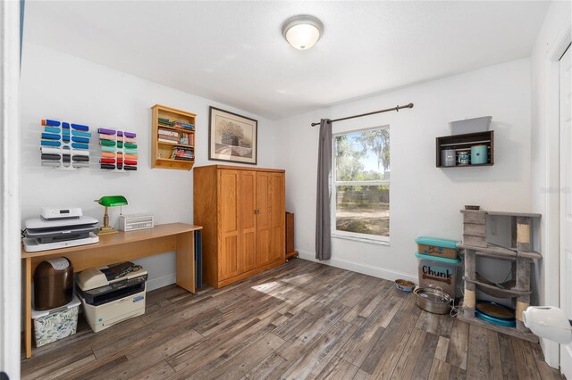5855 SE 158th Ct, Ocklawaha, FL 32179 - office space featuring baseboards and wood finished floors