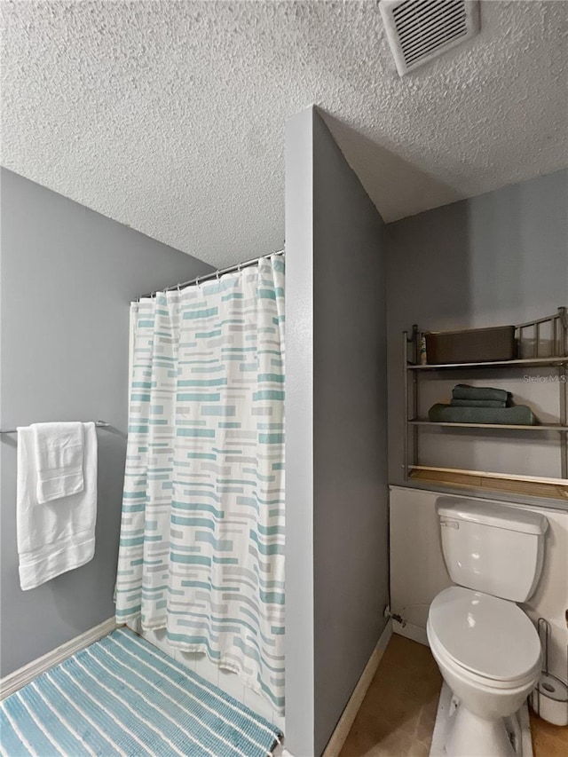 4085 SE 23rd Ter, Ocala, FL 34480 - full bath with a textured ceiling and a shower with shower curtain