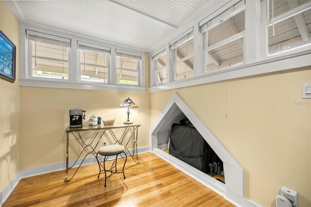 44 SE 9th Ter, Ocala, FL 34471 - sitting room featuring baseboards and wood finished floors