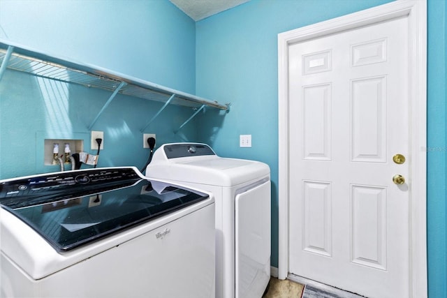 8570 N Discalfani Loop, Crystal River, FL 34428 - laundry area with separate washer and dryer and laundry area
