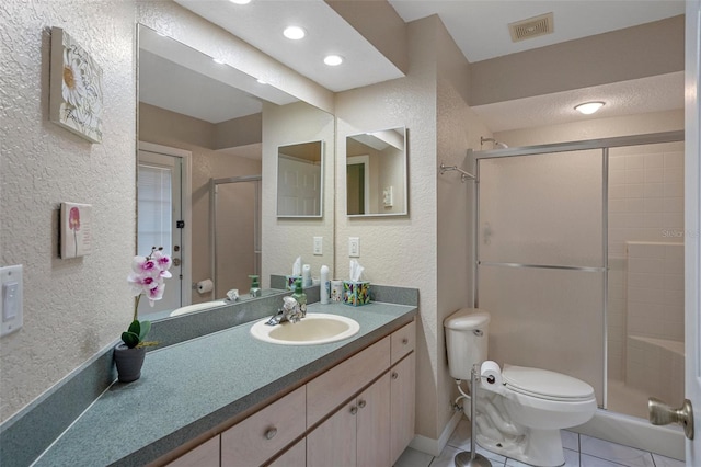 6 Statice Ct, Homosassa, FL 34446 - full bathroom featuring toilet, a textured wall, and visible vents