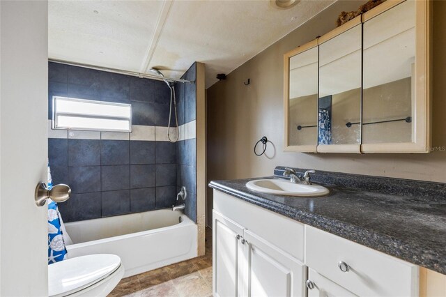 2780 County Road 575, Bushnell, FL 33513 - full bath with bathtub / shower combination, toilet, and vanity