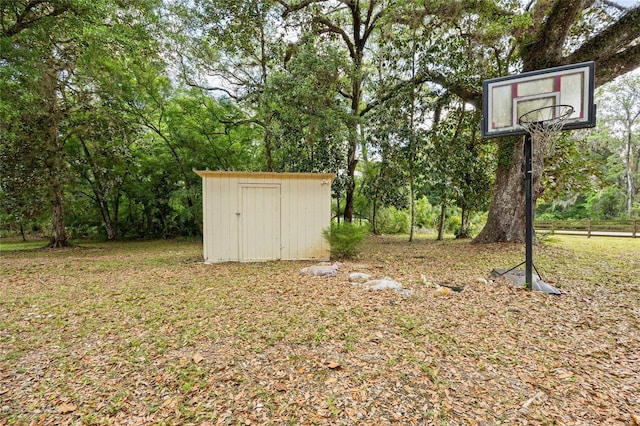 2780 County Road 575, Bushnell, FL 33513 - view of yard with an outdoor structure and a storage shed