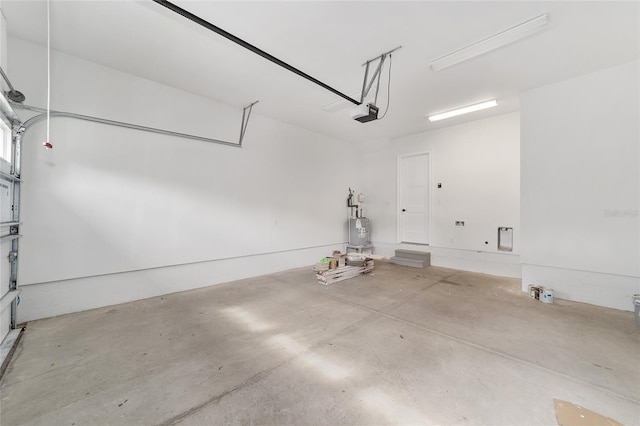 141 SE Watula Ave, Ocala, FL 34471 - garage with a garage door opener