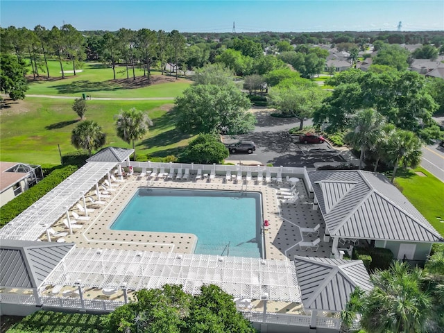 drone / aerial view featuring view of golf course