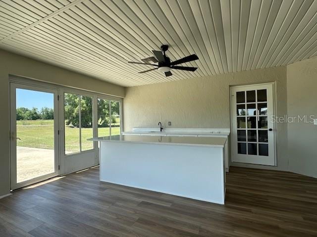 9934 SE 64th Ave, Belleview, FL 34420 - unfurnished sunroom with a sink