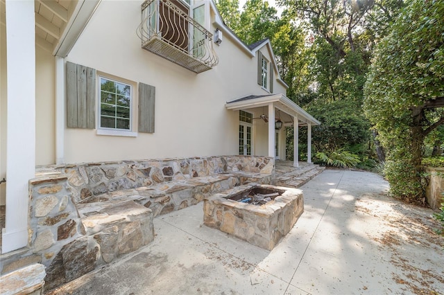 1251 SW 43rd Pl, Ocala, FL 34471 - view of patio / terrace with an outdoor fire pit