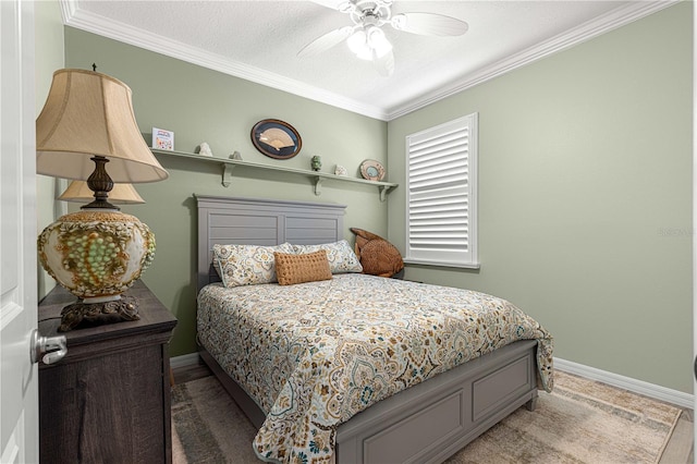 5220 Sunshine Dr, Wildwood, FL 34785 - bedroom with crown molding, baseboards, and ceiling fan