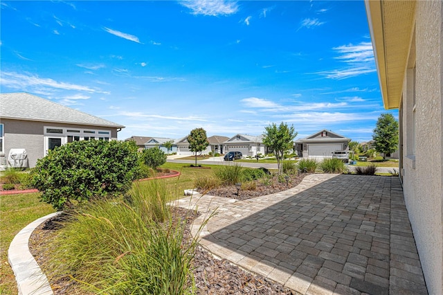 view of yard with a residential view