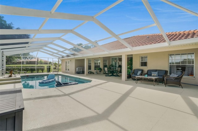 4277 E Bennett St, Inverness, FL 34453 - pool featuring a patio area, outdoor lounge area, and glass enclosure