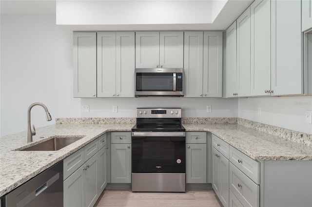 288 N Oak Ave, Sanford, FL 32771 - photo 8