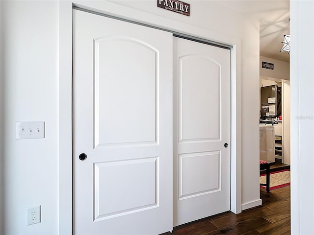 4806 SW County Road 769, Arcadia, FL 34269 - interior space with dark wood-style flooring
