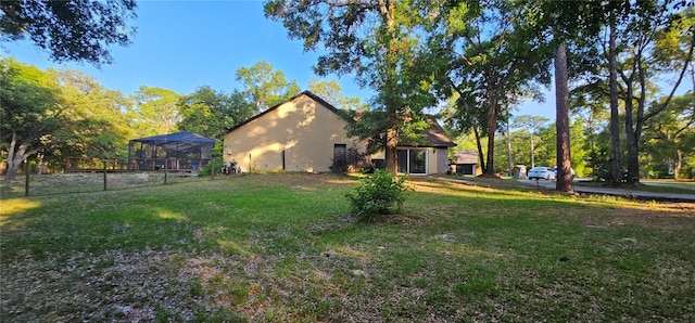 view of yard featuring fence