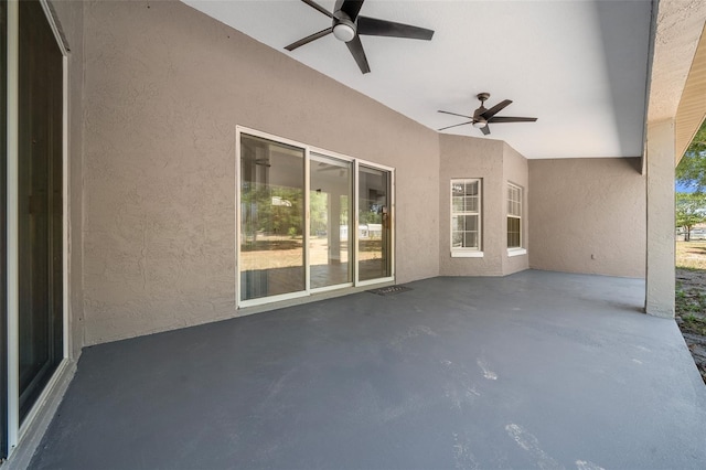 view of patio featuring a ceiling fan