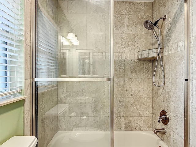 5327 SW 89th St, Ocala, FL 34476 - full bathroom featuring toilet and enclosed tub / shower combo