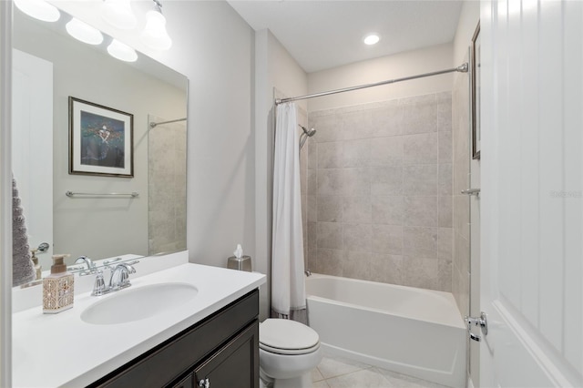 6816 SW 95th Cir, Ocala, FL 34481 - full bathroom featuring tile patterned flooring, shower / bath combo with shower curtain, toilet, and vanity