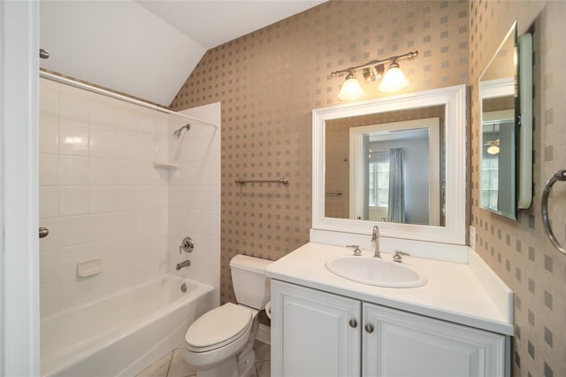 950 SW 43rd Pl, Ocala, FL 34471 - full bath with vanity, lofted ceiling, toilet, bathtub / shower combination, and wallpapered walls