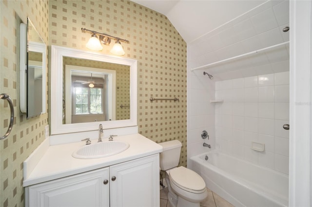 950 SW 43rd Pl, Ocala, FL 34471 - bathroom with wallpapered walls and lofted ceiling