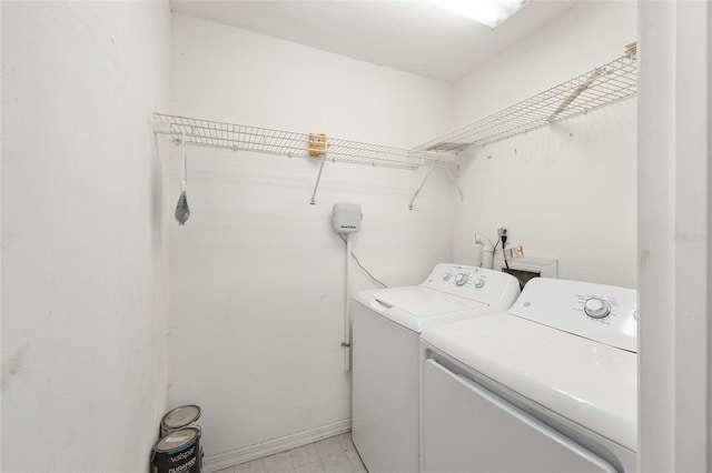 8 Banyan Dr, Ocala, FL 34472 - clothes washing area featuring washer and dryer and laundry area