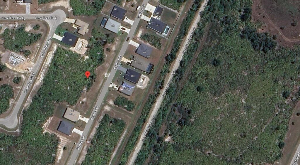 353 Baytree Dr, Rotonda West, FL 33947