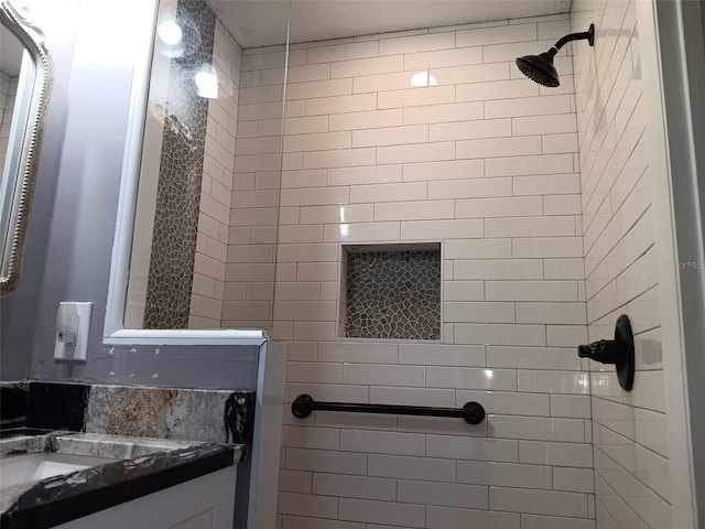 2531 NE 167th Ave, Williston, FL 32696 - full bath with vanity and tiled shower