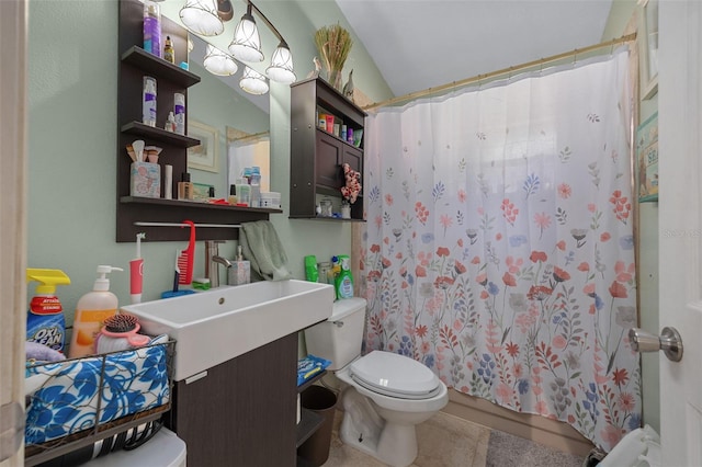 408 Etheredge St, Bushnell, FL 33513 - full bathroom with toilet, curtained shower, and vanity