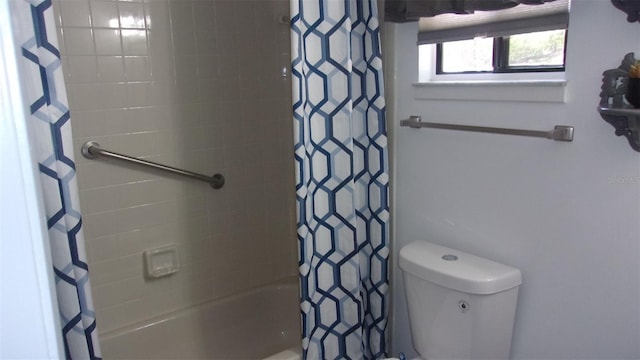 9880 SW 101st Pl, Ocala, FL 34481 - full bath with toilet and shower / bath combination with curtain
