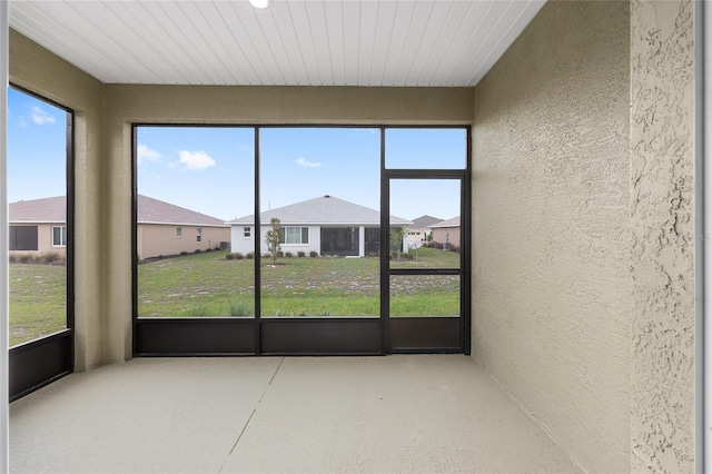 10347 SW 99th Ln, Ocala, FL 34481 - unfurnished sunroom featuring a residential view