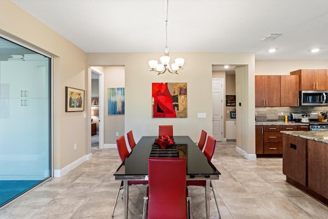 dining area with recessed lighting, a notable chandelier, visible vents, and baseboards