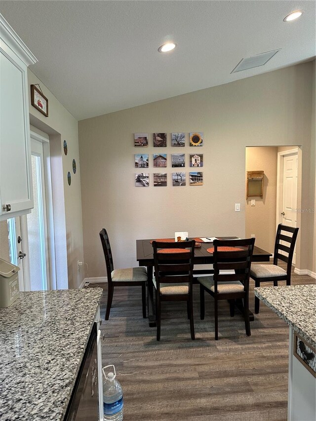 dining area featuring baseboards, recessed lighting, dark wood-style flooring, and visible vents