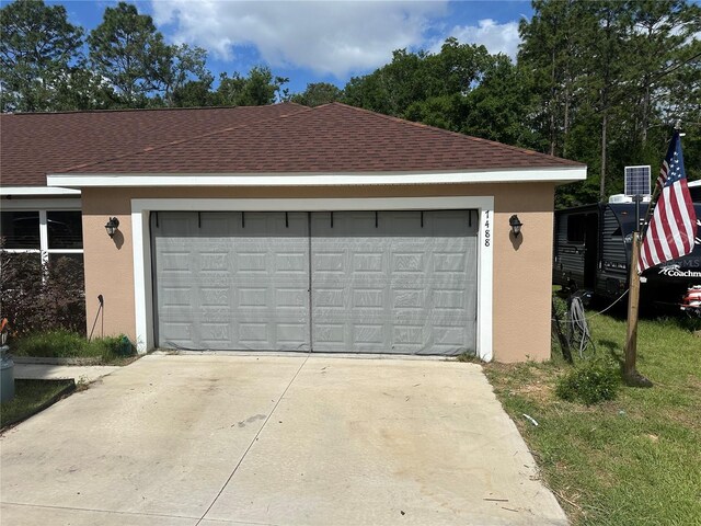 view of detached garage