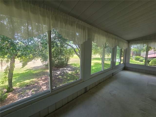 unfurnished sunroom with a healthy amount of sunlight