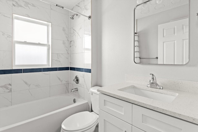 9 Walnut Run, Ocala, FL 34480 - full bath with toilet, shower / bathtub combination, and vanity