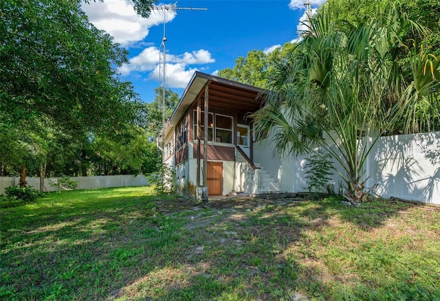31 N Harrison St, Beverly Hills, FL 34465 - exterior space featuring fence