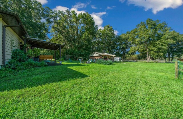13232 NE 39th Ter, Anthony, FL 32617 - view of yard featuring fence