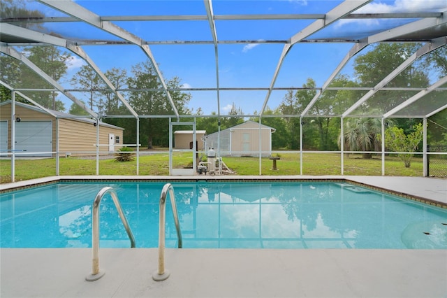 8130 SW 209th Court Rd, Dunnellon, FL 34431 - outdoor pool featuring a yard, an outdoor structure, glass enclosure, and a storage shed